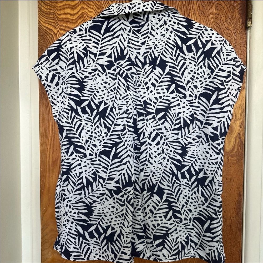 blouse - Picture 5 of 8